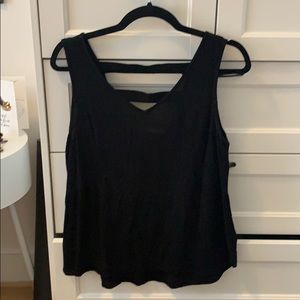 DanielRainn amazing black tank